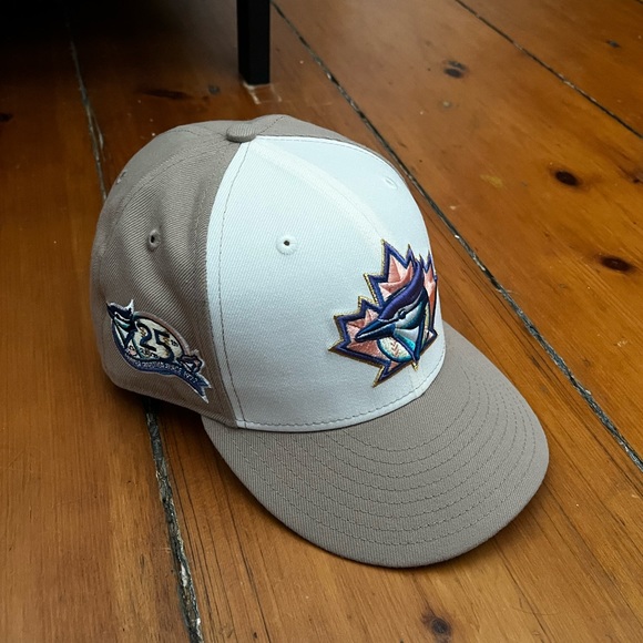 New Era Other - Toronto Bluejays New Era 7 1/2 Fitted Hat, 25th Anniversary Side Patch Violet UV